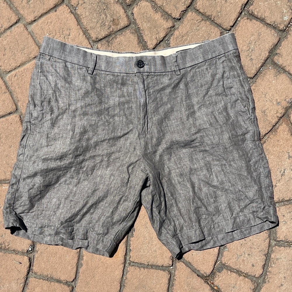 Banana Republic Men's Charcoal Flat Front Shorts